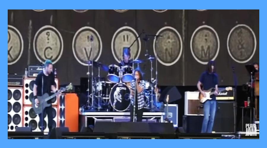 Pearl Jam libera no YouTube performance de “Why Go” no Hyde ParK, em Londres