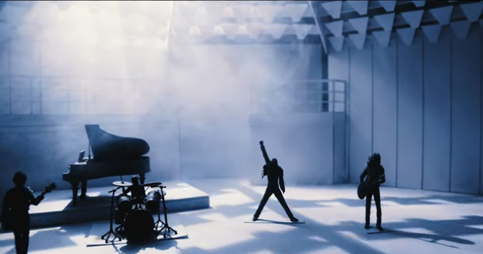 Queen: faixa perdida na voz de Freddie Mercury ganha videoclipe emocionante
