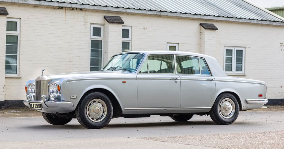 Rolls Royce que pertenceu a Freddie Mercury é leiloado para ajudar vítimas da guerra na Ucrânia