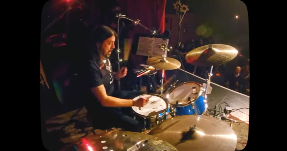 Dave Grohl e Greg Kurstin iniciam seu “Hanukkah Sessions” com cover de “Spinning Wheel”