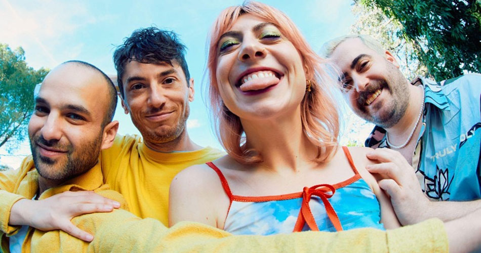 Charly Bliss explora seu power pop no novo single “Back There Now”