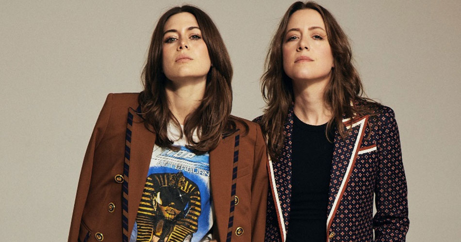 Larkin Poe anuncia novo álbum e empodera mulheres com o blues “If God Is A Woman”