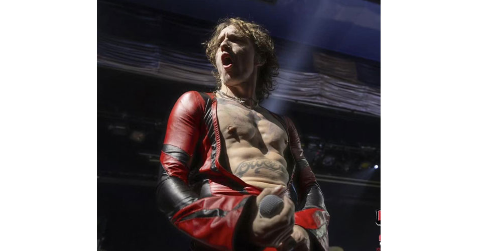 The Darkness anuncia novo álbum e libera single de estreia